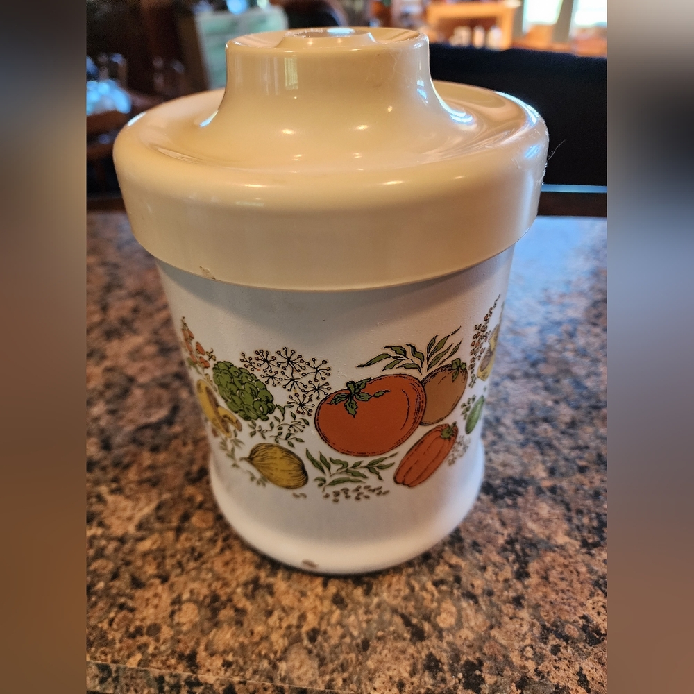 Kromex Vegetable Canister
